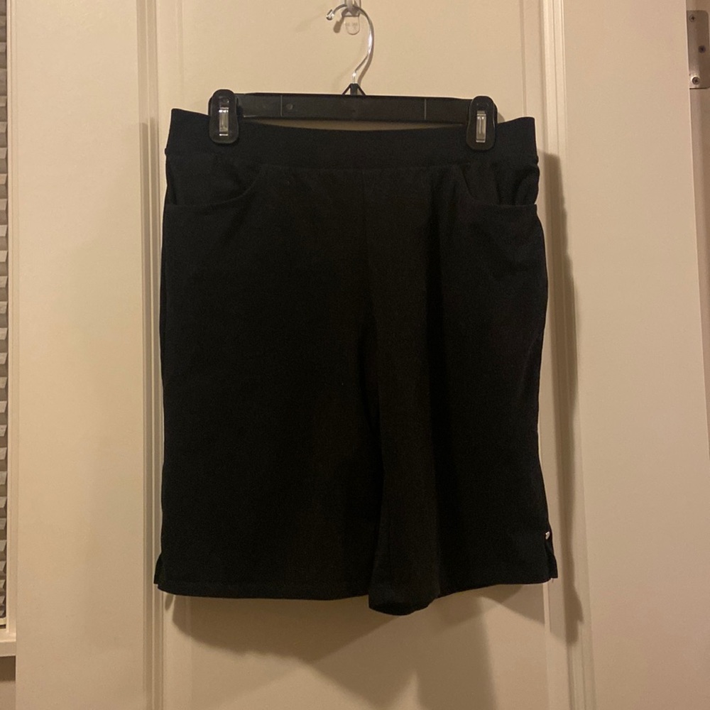 Chicos weekend black shorts